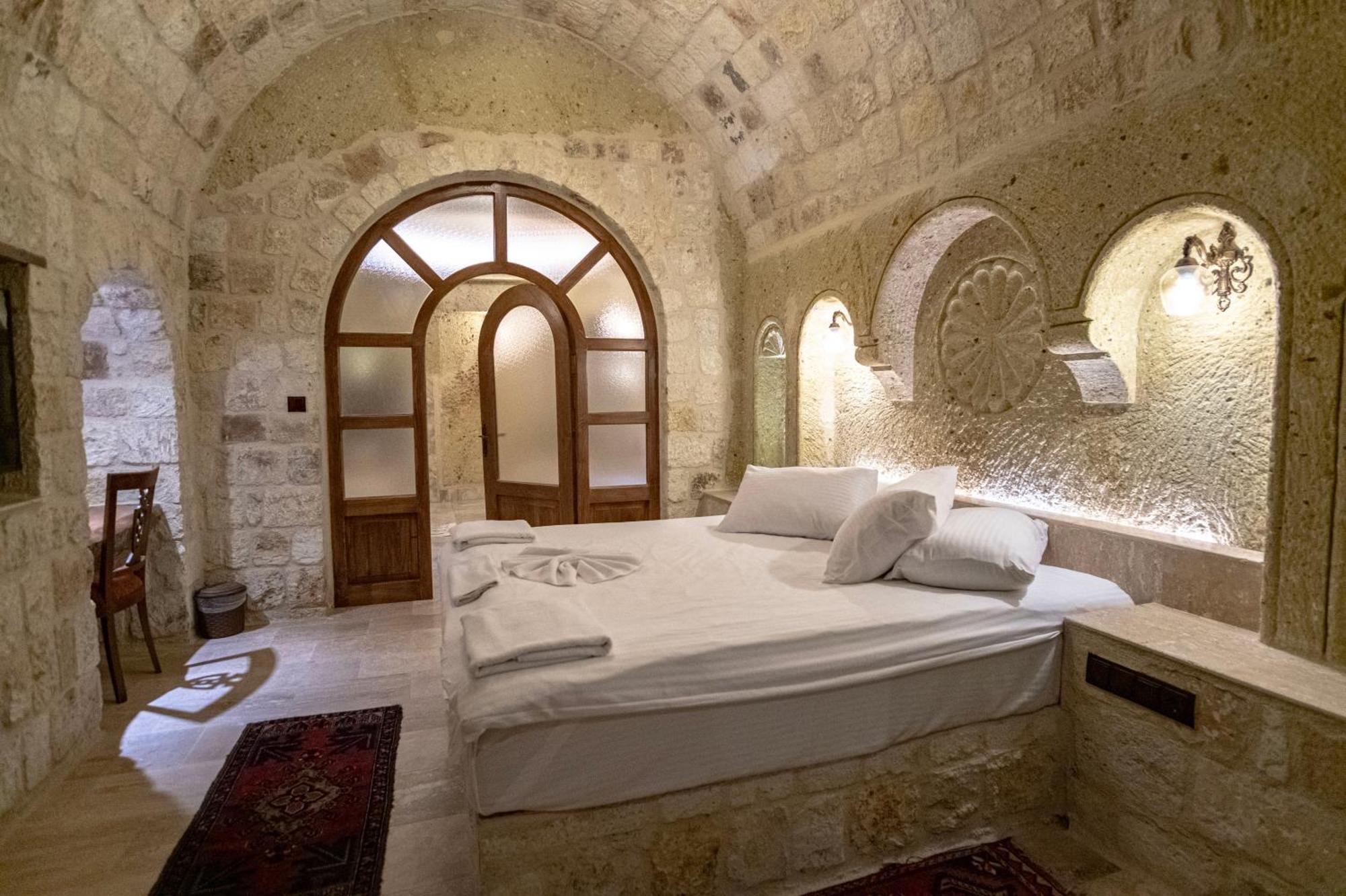 Kemerhan Cave Suites Юргюп Екстериор снимка