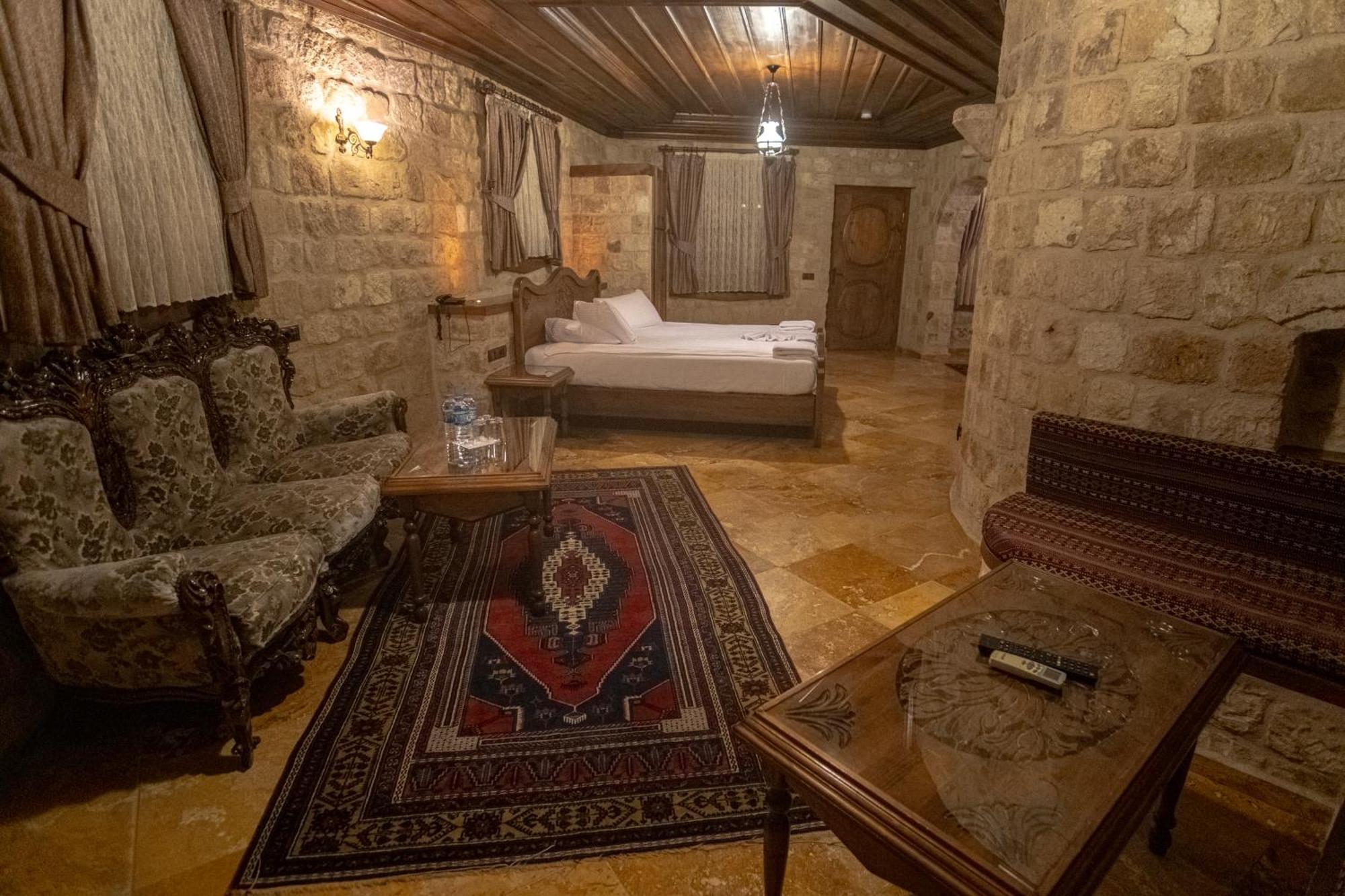 Kemerhan Cave Suites Юргюп Екстериор снимка