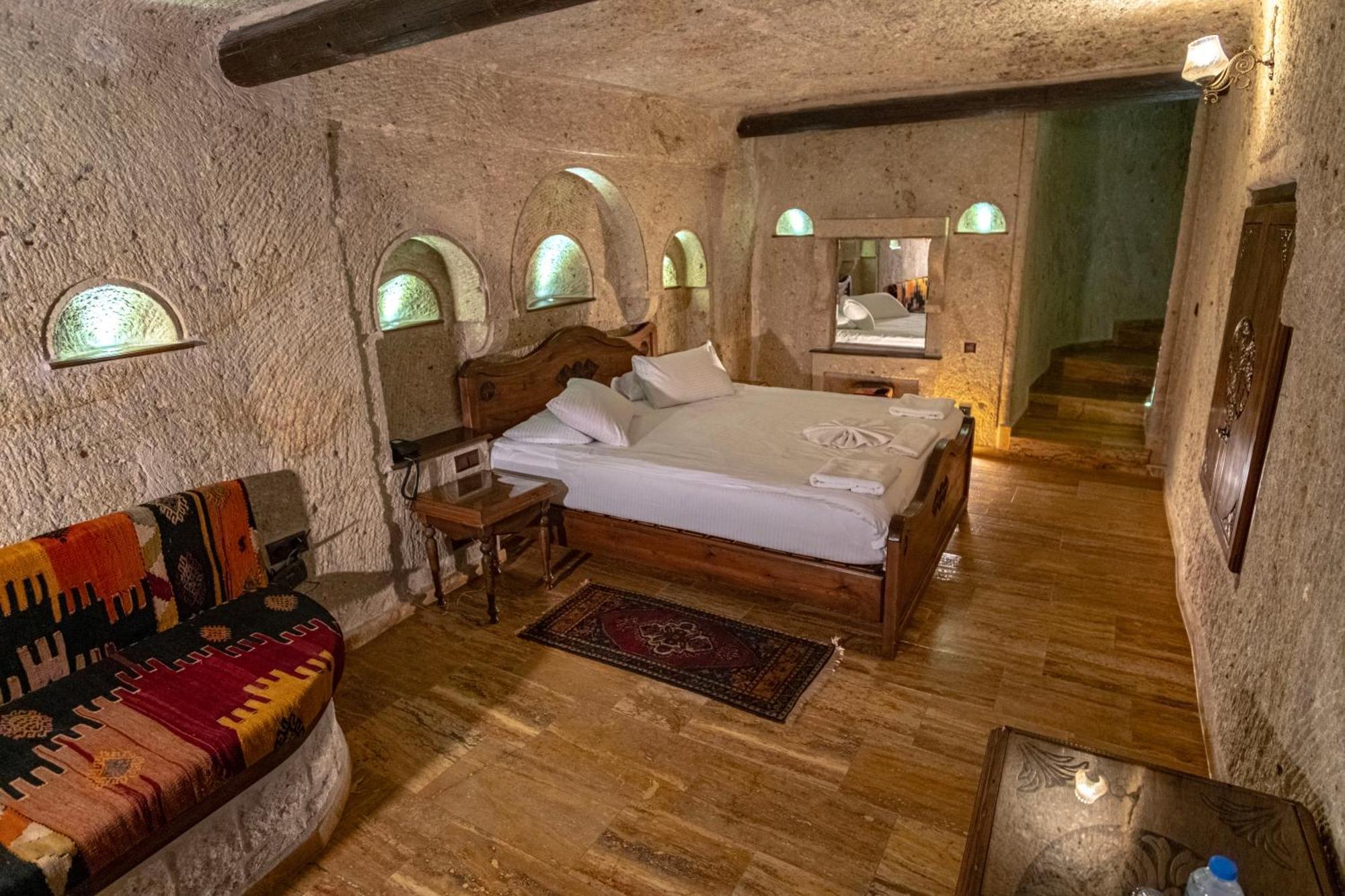 Kemerhan Cave Suites Юргюп Екстериор снимка