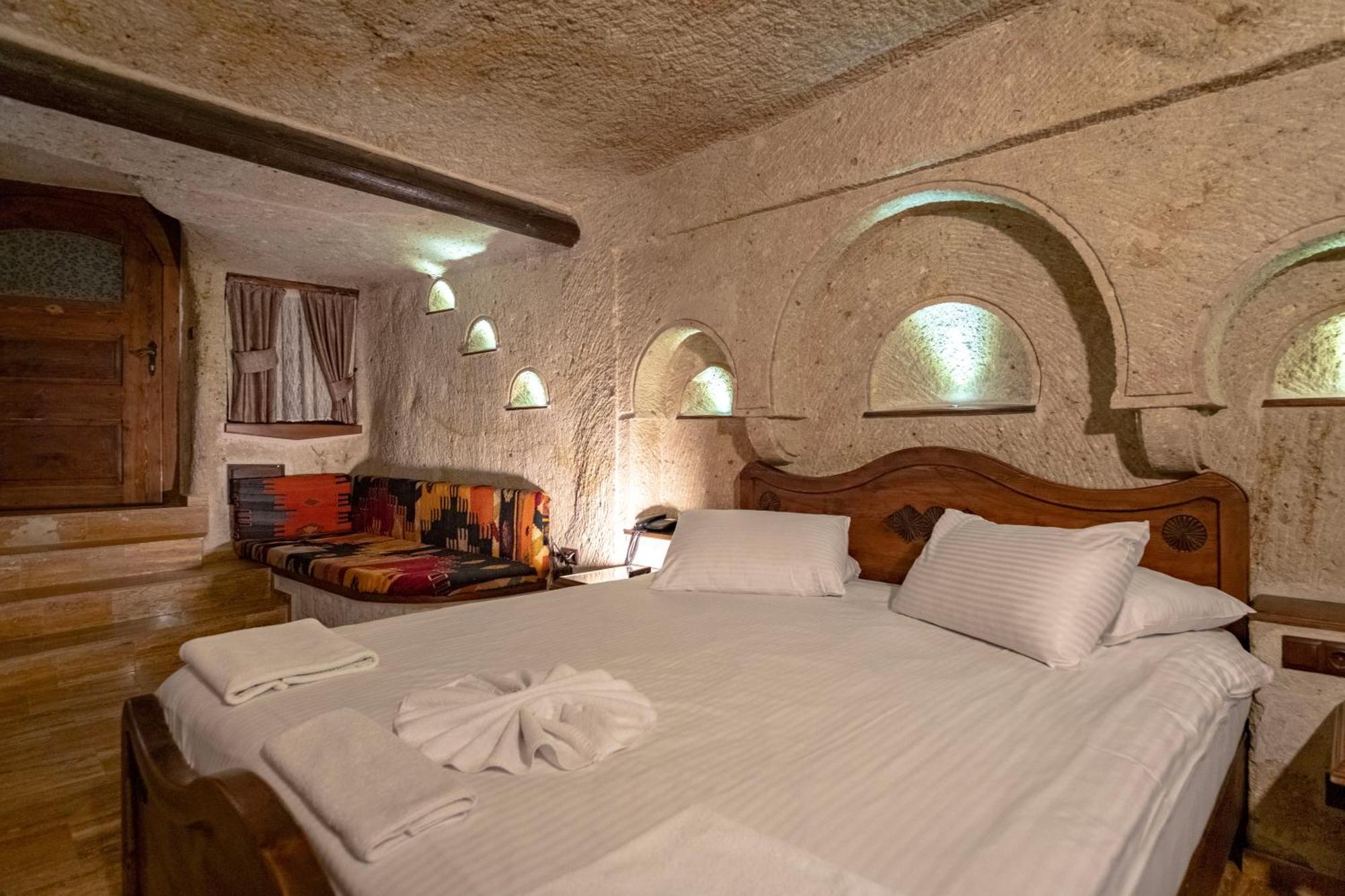 Kemerhan Cave Suites Юргюп Екстериор снимка
