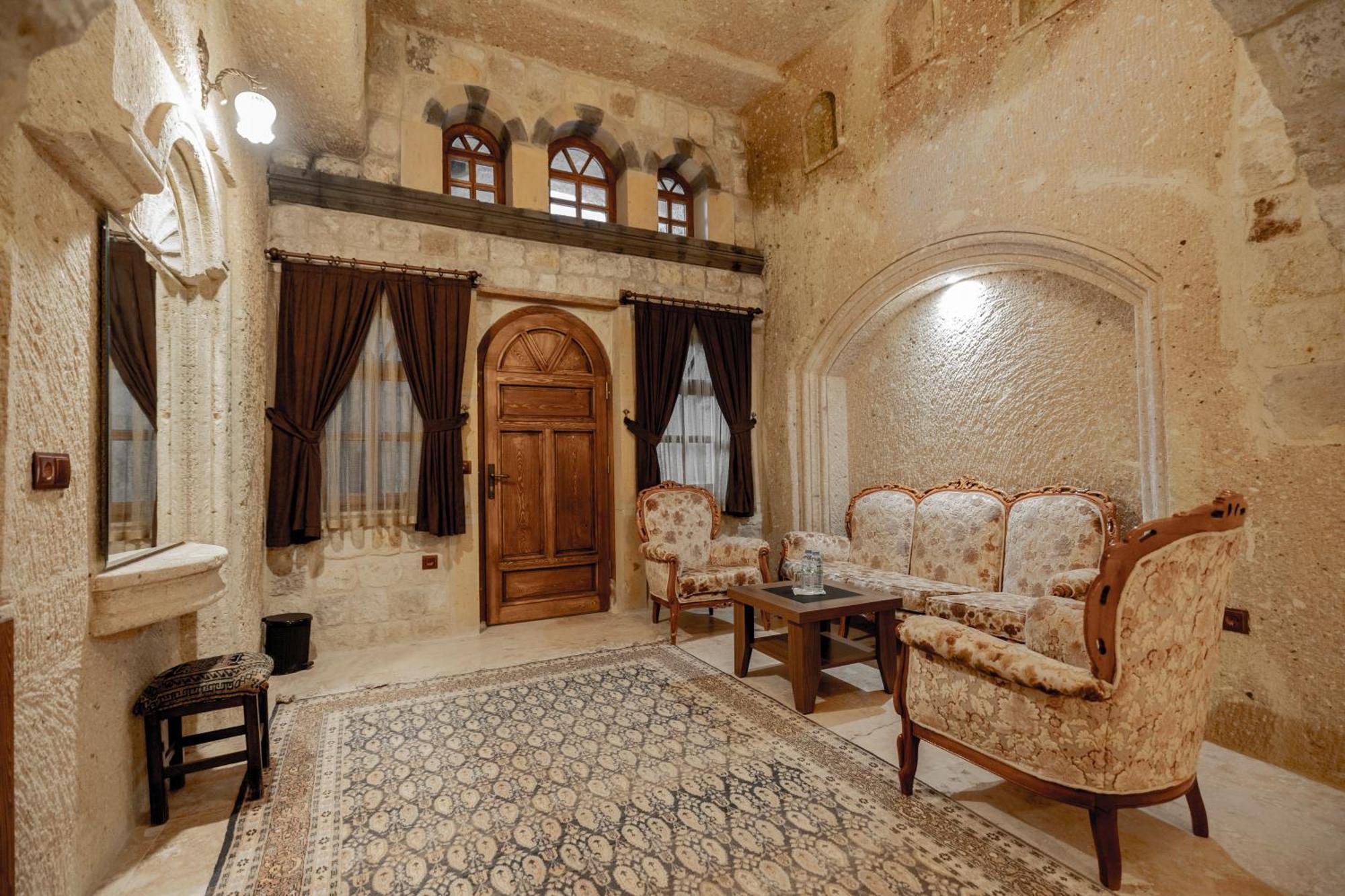 Kemerhan Cave Suites Юргюп Екстериор снимка