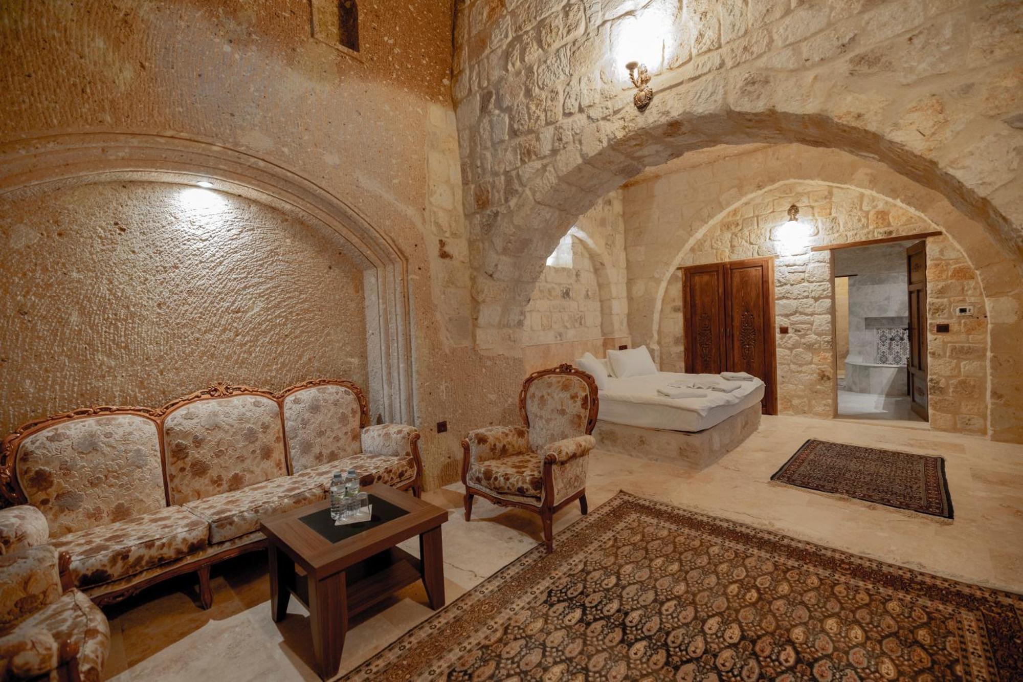 Kemerhan Cave Suites Юргюп Екстериор снимка