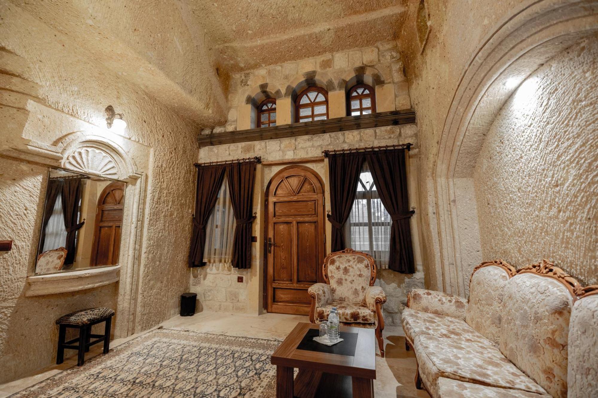 Kemerhan Cave Suites Юргюп Екстериор снимка