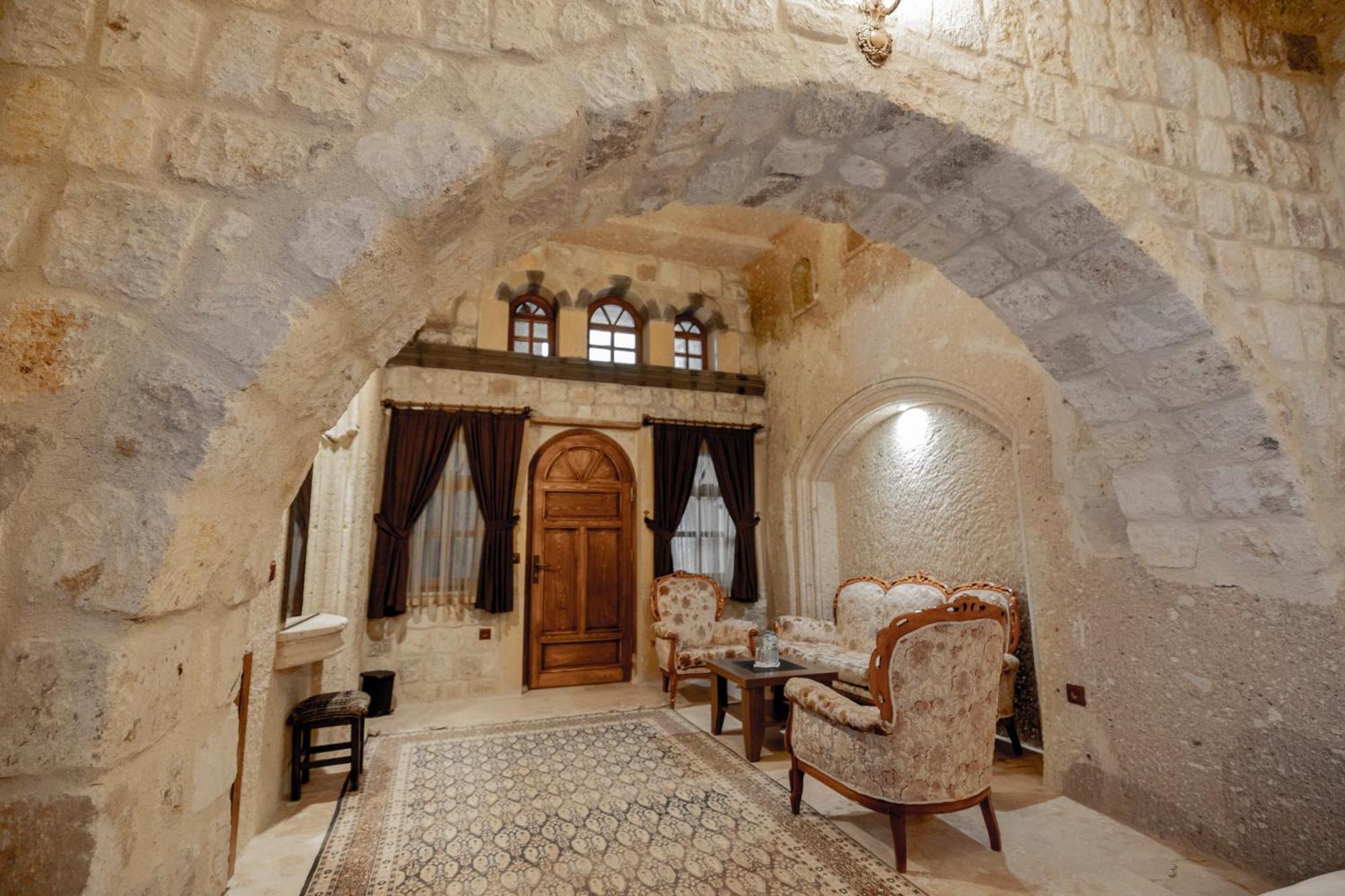 Kemerhan Cave Suites Юргюп Екстериор снимка